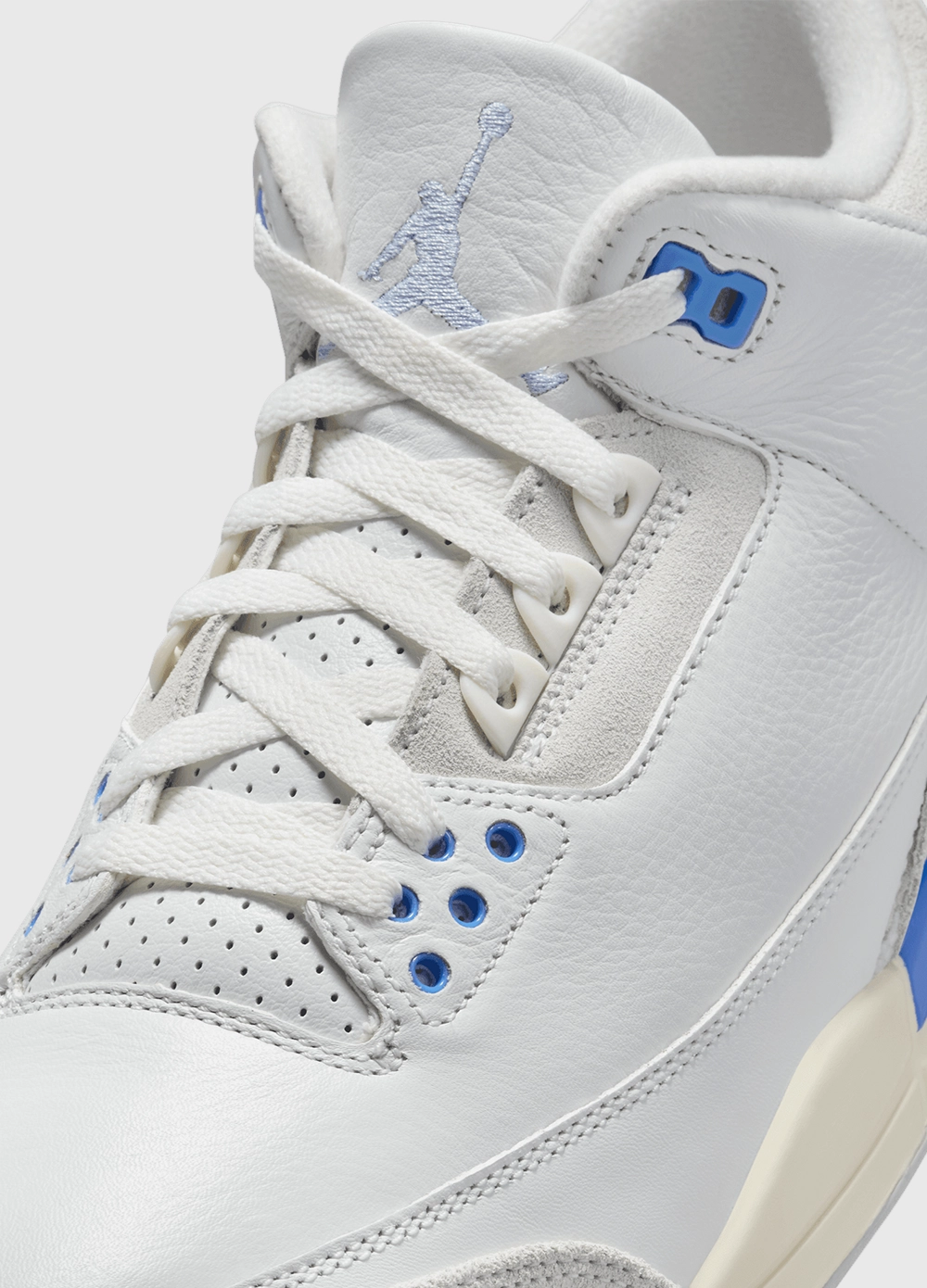Air Jordan 3 'Lucky Shorts' Sneakers