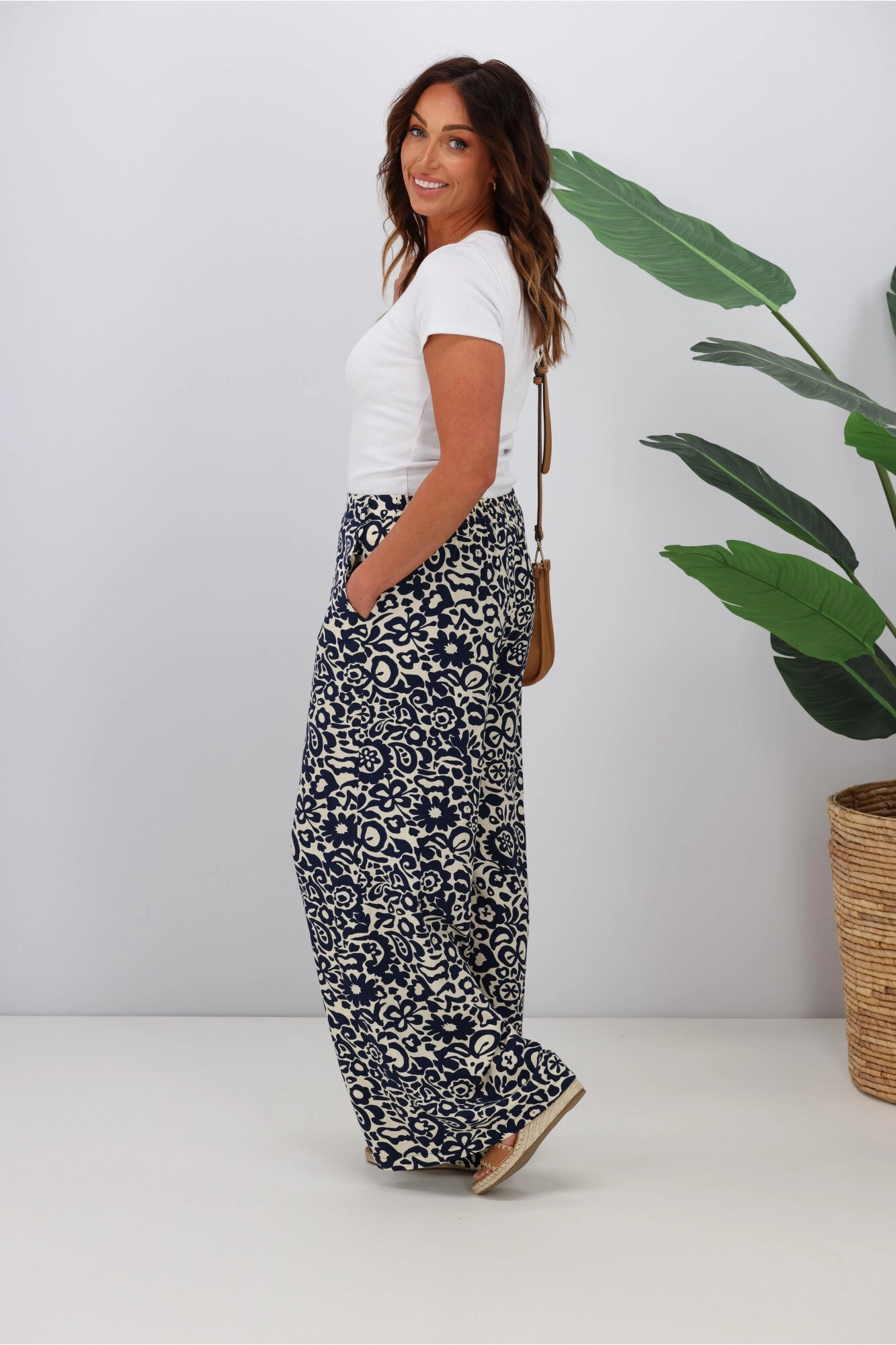 Fria Leigh Wide Leg Pant Monochrome Print