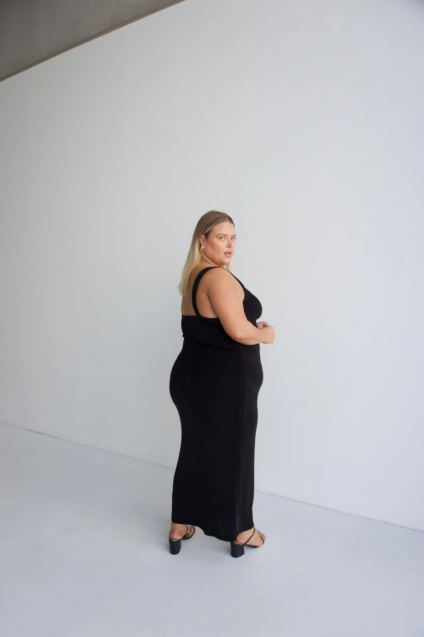 SASCHA DRESS BLACK