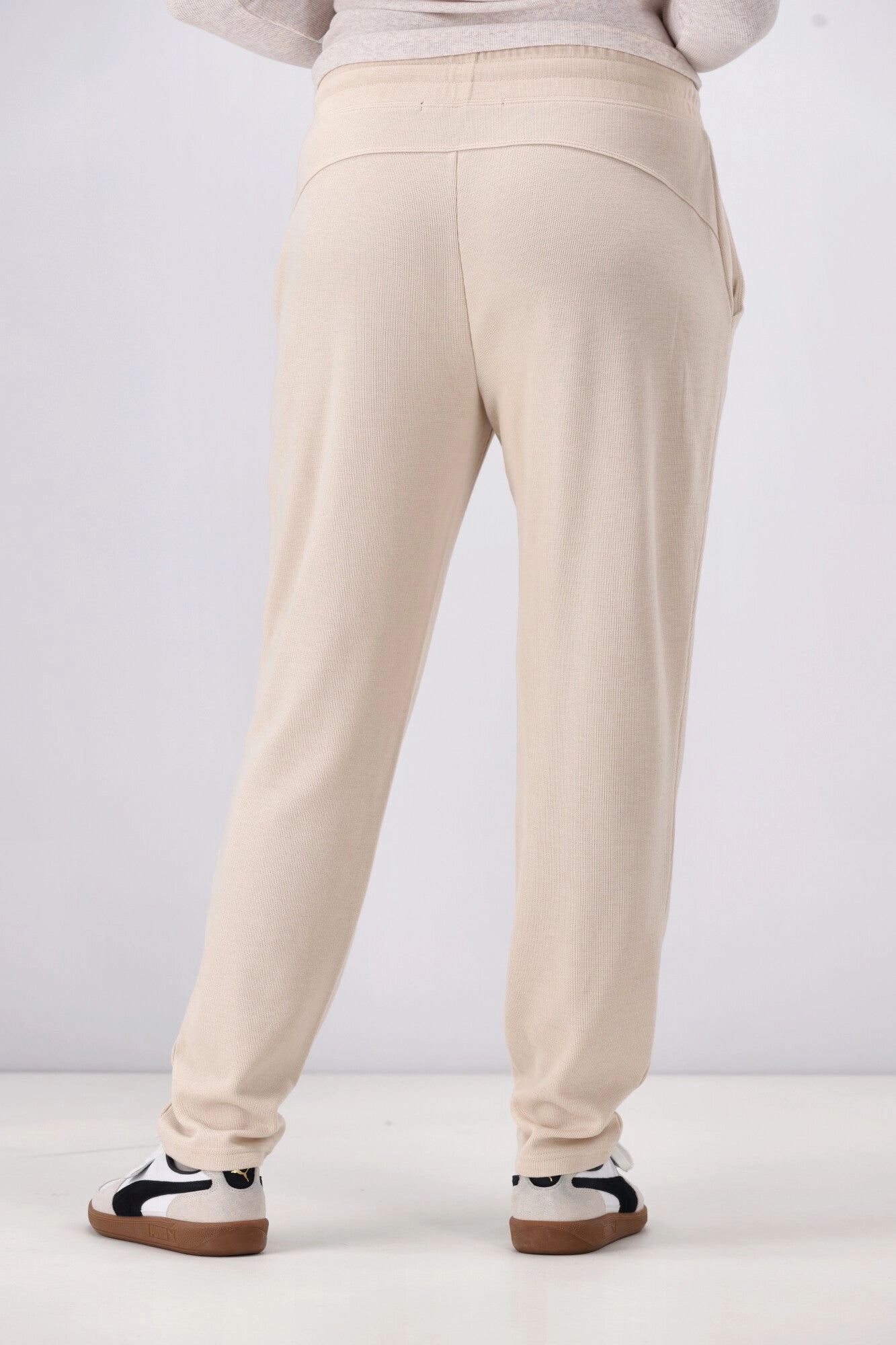 Shine On Label Chaylah Jogger Oat Preorder One Late May
