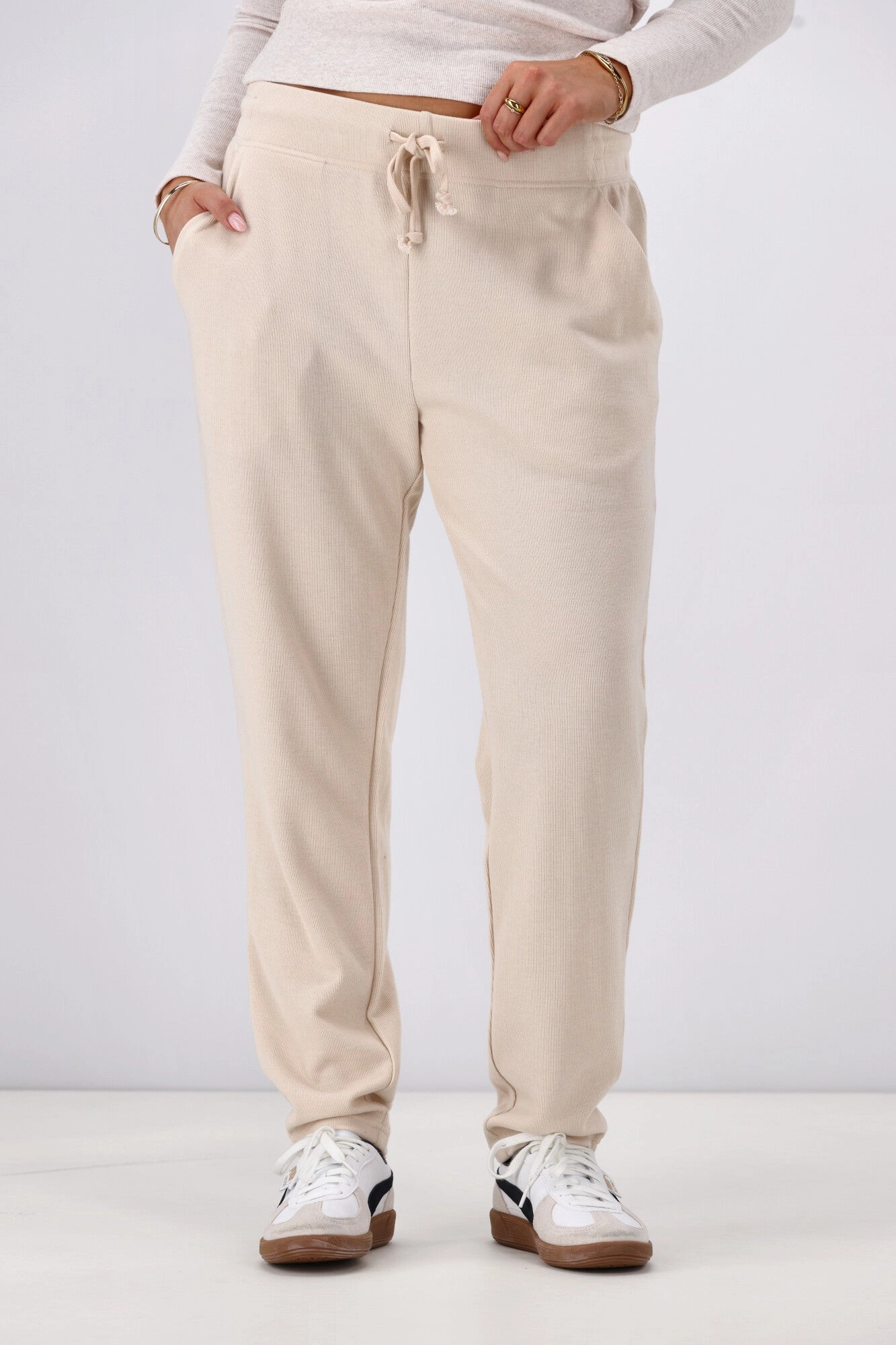 Shine On Label Chaylah Jogger Oat Preorder One Late May