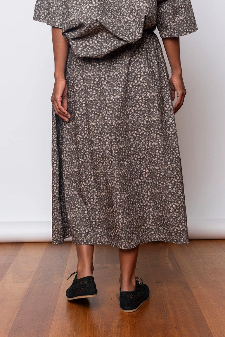 Skye Skirt Floral - Charcoal