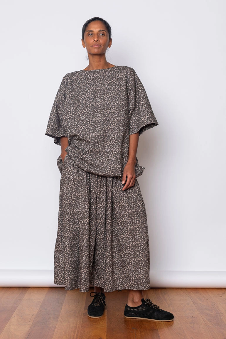 Skye Skirt Floral - Charcoal