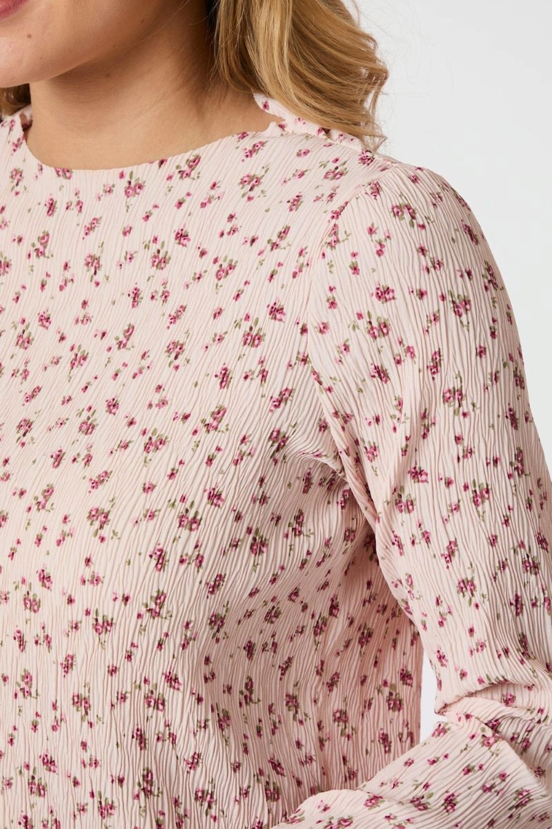 Vogue Flora Dress | Light Pink | Kjole fra Neo Noir